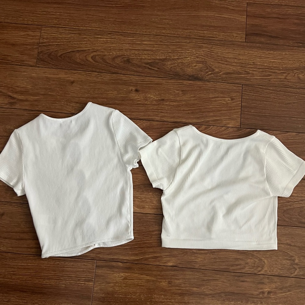 Cropped T-Shirts - Picture 4 of 4